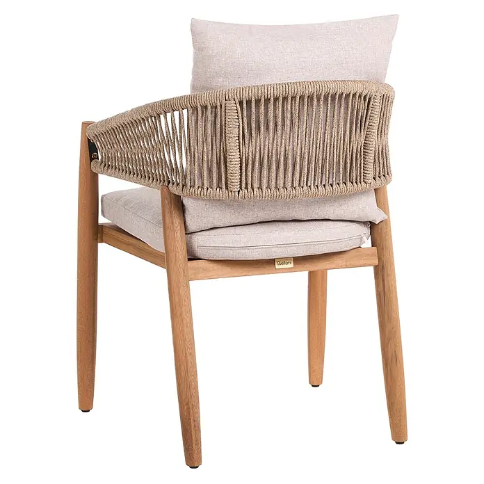Beliani Gartenstuhl-Set MARZAMEMI - 2 Stk., Akazienholz, Braun, B x T x H: 59 x 53 x 87 cm - Stuhl aus hellem Holz mit geflochtener beiger Rückenlehne, Armlehnen und dicken, hellen Stoffkissen.