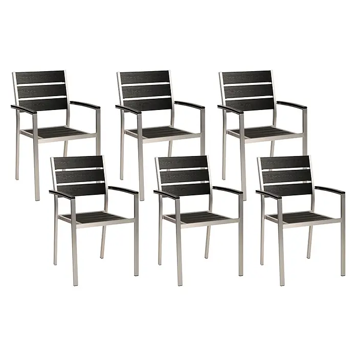 Beliani Gartenstuhl-Set VERNIO - 6 Stk., Kunstholz, Stapelbar, Schwarz, B x T x H: 54 x 57 x 88 cm - Sechs Outdoor-Stühle mit silbernen Gestellen und schwarzen Lamellensitzflächen und -lehnen.