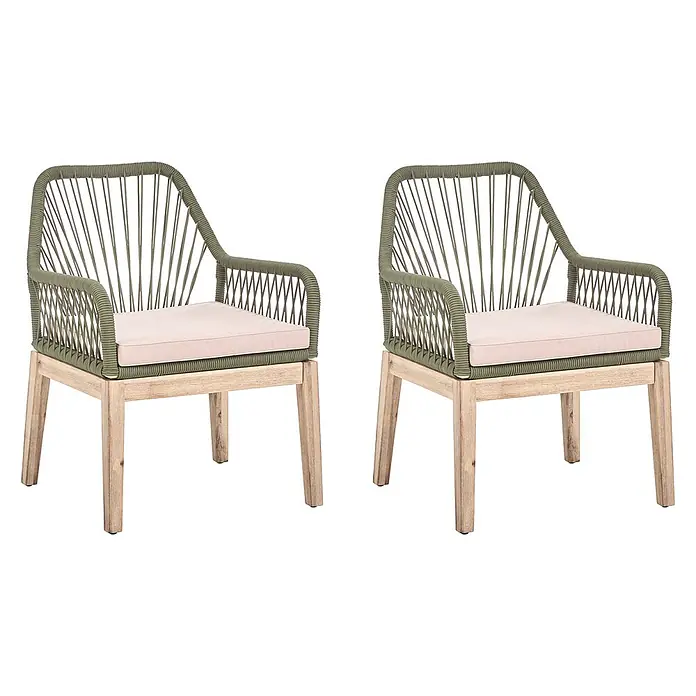 Beliani Gartenstuhl-Set OLBIA - 2 Stk., Akazienholz, Grün, B x T x H: 64 x 71 x 89 cm - Zwei Outdoor-Stühle mit hellem Holzgestell, grünem Seilgeflecht und hellrosafarbenen Kissen.