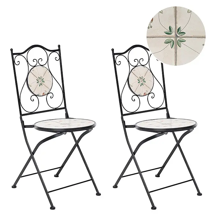 2er-Set Gartenstuhl CARONA in Schwarz/Weiß -  - Zwei schwarze Metall-Klappstühle mit dekorativen Mosaikfliesen-Sitzflächen und Rückenlehnen.