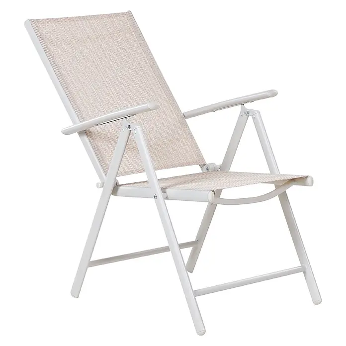 6er-Set Gartenstuhl CATANIA in Beige/Weiß -  - Ein beiger Klappliegestuhl aus Stoff mit weißem Metallrahmen in zurückgelehnter Position.