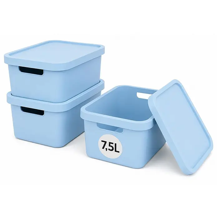 3er-Set 7,5 Liter in Blau mit Deckel – Stapelboxen, Lagerboxen -  - Hellblaue Kunststoff-Aufbewahrungsboxen mit Deckeln, eine mit 7,5L beschriftet.