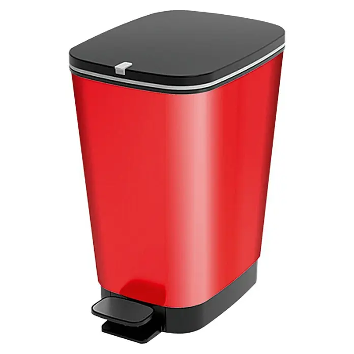 KIS Treteimer Chic - 25 l, Kunststoff, Rot - Ein roter, rechteckiger Treteimer mit schwarzem Deckel und Fußpedal. Der Abfalleimer ist ideal für Küche oder Bad und bietet eine hygienische Lösung.