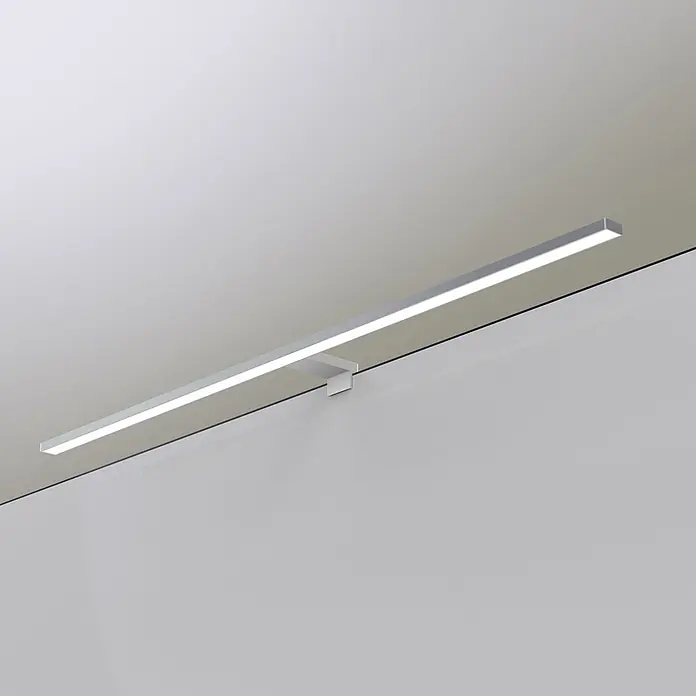 kalb Material für Möbel LED-Spiegelleuchte Feuchtraum/Badezimmer - 15 W, L x B x H: 100 x 10 x 3,6 cm, Silbergrau - Elegante, silberne lineare LED-Leuchte mit beleuchtetem Streifen, horizontal montiert.