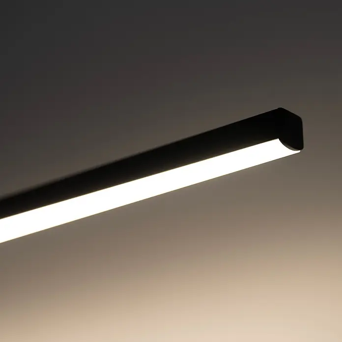 kalb Material für Möbel LED-Spiegelleuchte Feuchtraum/Badezimmer - 12 W, L x B x H: 80 x 10,5 x 3,6 cm, Schwarz - Schwarze lineare LED-Leuchte strahlt hell.