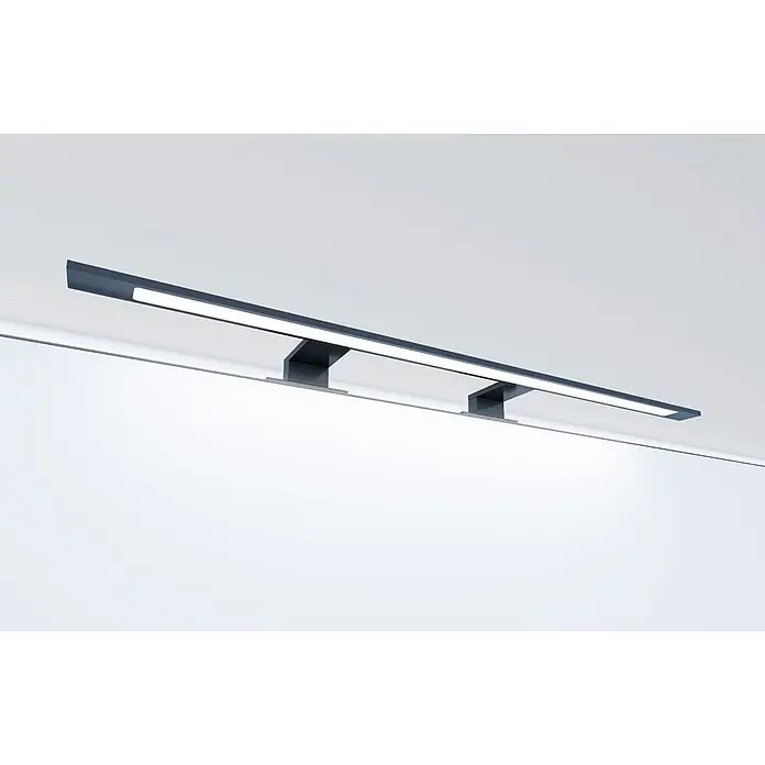 kalb LED Spiegelleuchte 74cm 3000K Schwarz 3in1 Montage -  - Dunkelgraue, lineare LED-Leuchte mit einem weißen Leuchtstreifen, mit zwei Halterungen an einer Wand montiert.
