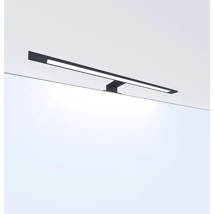 kalb LED Spiegelleuchte 60cm 3000K Schwarz 3in1 Montage -  - Lange schwarze lineare LED-Spiegelleuchte, die hellweißes Licht nach unten abstrahlt.