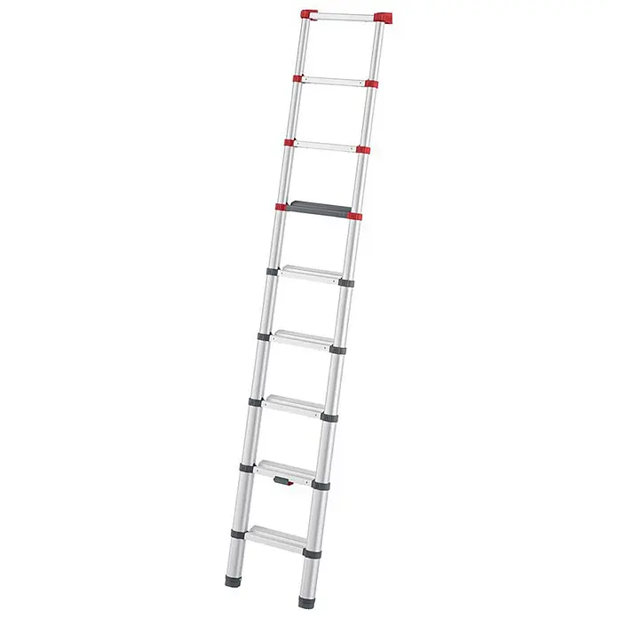 Munk ML Stufen Teleskopleiter 9 Stufen -  - Ausziehbare Aluminium-Teleskopleiter in Silber, voll ausgezogen, mit roten und dunkelgrauen Akzenten.