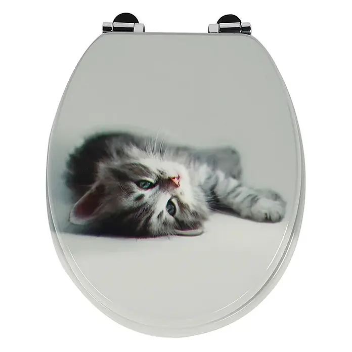 SAINOS WC-Sitz MDF WC-Sitz, Grau, Universal-O-Form, Absenkautomatik, Unten - MDF, Grau, Mit Absenkautomatik - Weißer Toilettensitz mit aufgedrucktem Bild einer liegenden grauen Katze. Mit Chromscharnieren.