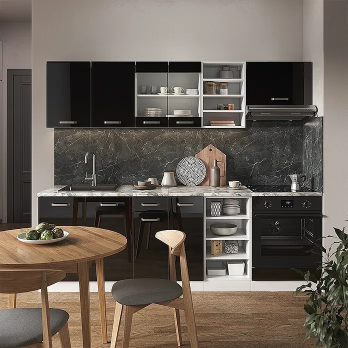Vicco Küchenzeile R-Line, Schwarz Hochglanz/Weiß, 240 cm -  - Schwarze Hochglanz-Küchenschränke, weiße offene Regale und eine dunkle Marmor-Arbeitsplatte prägen diese moderne Küchengestaltung.