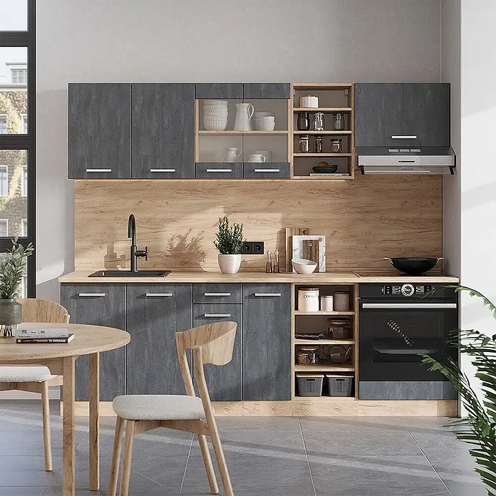 Vicco Küchenzeile R-Line, Schwarz Beton/Goldkraft Eiche, 240 cm -  - Eine moderne Küche mit dunkelgrauen Schränken und hellen Holzakzenten, integrierten Geräten und offenen Regalen.