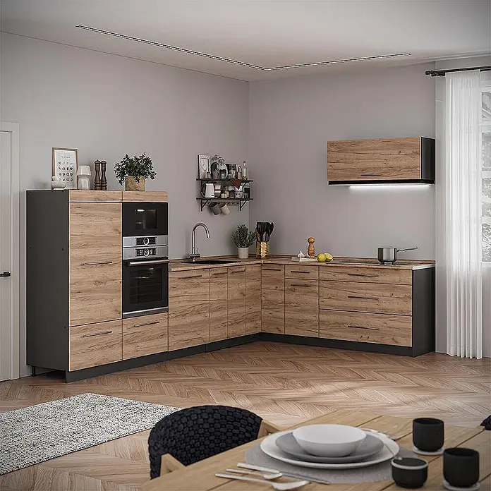 Eckküche Fame-Line 327 cm Goldkraft Eiche Art.-Nr. 64446 -  - Moderne L-förmige Küche mit Holzoptik-Schränken und schwarzen Akzenten, inklusive integrierter Geräte und Stauraum.