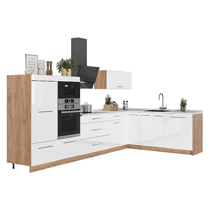 Eckküche Fame-Line 347 cm Weiß Hochglanz Art.-Nr. 63614 -  - L-förmige Küche mit hochglanzweißen Schränken, hellen Holzapplikationen, integriertem Ofen und Mikrowelle, sowie grauer Marmoroptik-Arbeitsplatte.