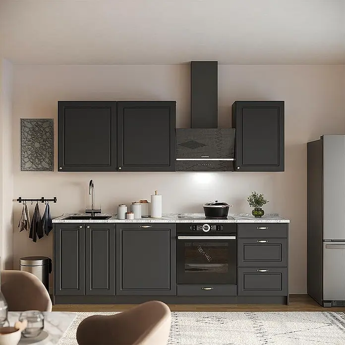 Vicco Küchenzeile - Breite: 230 cm, Anthrazit-Gold Landhaus, Ohne Elektrogeräte - Dunkelgraue modulare Küche mit Schränken, Spüle, integriertem Backofen, Marmor-Arbeitsplatte und passender Dunstabzugshaube.
