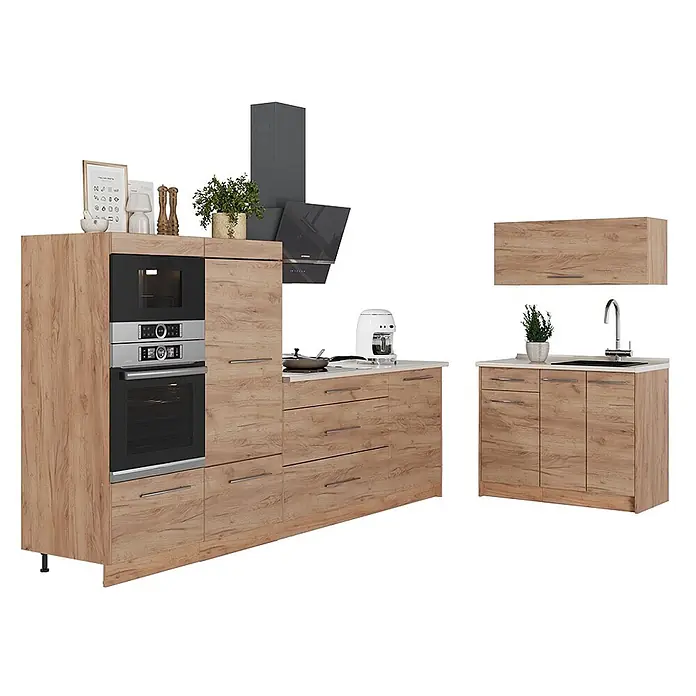 Küchenzeile Fame-Line 380 cm Goldkraft Eiche Art.-Nr. 64096 -  - Küchenzeile in Holzoptik mit integriertem Backofen und Mikrowelle, weißer Arbeitsplatte mit Spüle und passendem Hängeschrank.