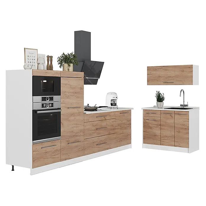 Küchenzeile Fame-Line 380 cm Goldkraft Eiche Art.-Nr. 62943 -  - Moderne Küchenzeile mit weißen und hellen Holzfronten, integriertem Ofen, Mikrowelle, Kochfeld, Spüle und Hängeschrank.