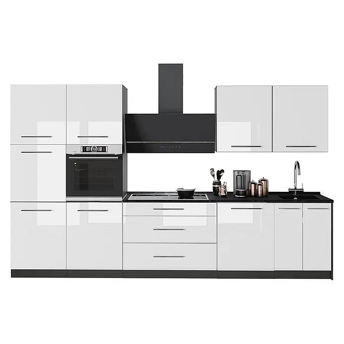 Küchenzeile Fame-Line 340 cm Weiß Hochglanz Art.-Nr. 64576 -  - Moderne Küchenzeile mit hochglänzenden weißen Schränken, schwarzer Arbeitsplatte, integriertem Backofen, Kochfeld und Spüle.