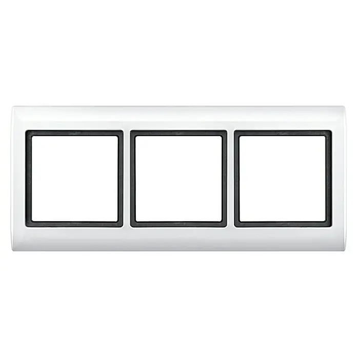 Merten Aquadesign Abdeckrahmen 400319 - Polarweiß, 3-fach, Kunststoff - Das Bild zeigt eine weiße, rechteckige Abdeckung für drei Lichtschalter mit schwarzen Rahmen.