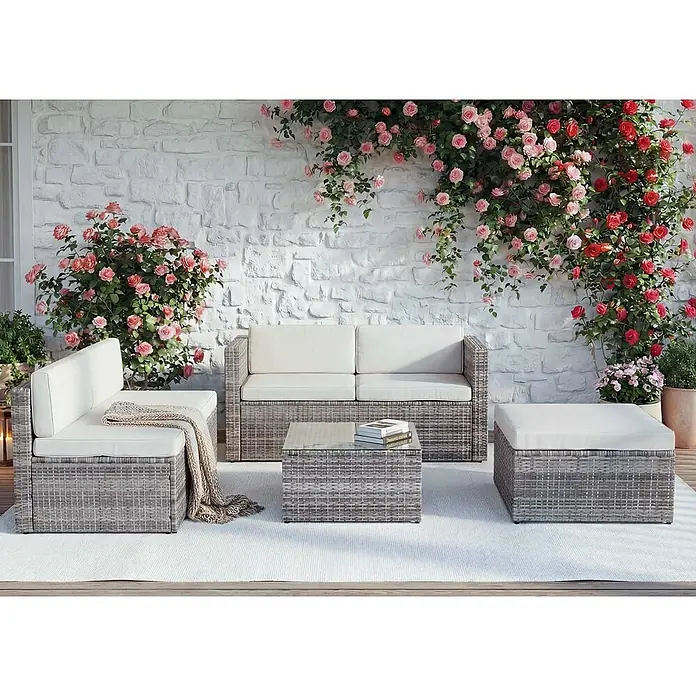 Mendler Poly-Rattan-Garnitur HWC-D24 - grau, Polster creme -  - Outdoor-Sitzgruppe aus grauem Rattan mit weißen Kissen. Besteht aus Sofa, Sessel, Couchtisch und Hocker.