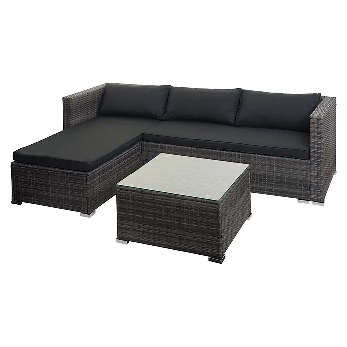 Mendler Garnitur HWC-F57 - grau, Kissen dunkelgrau ohne Deko-Kissen -  - Graues Rattan-L-förmiges Outdoor-Sofa mit schwarzen Kissen und passendem Couchtisch mit Glasplatte.