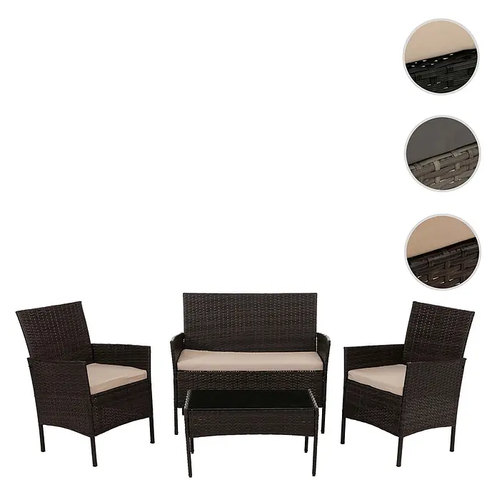 Mendler Loungemöbel-Set HWC-N98 - 4 -tlg., Polyrattan, Braun, Kissen creme, Braun, creme - Dunkelbraune Rattan-Gartenmöbelgarnitur mit beigen Kissen, bestehend aus zwei Sesseln, einem Sofa und einem Couchtisch mit Glasplatte.