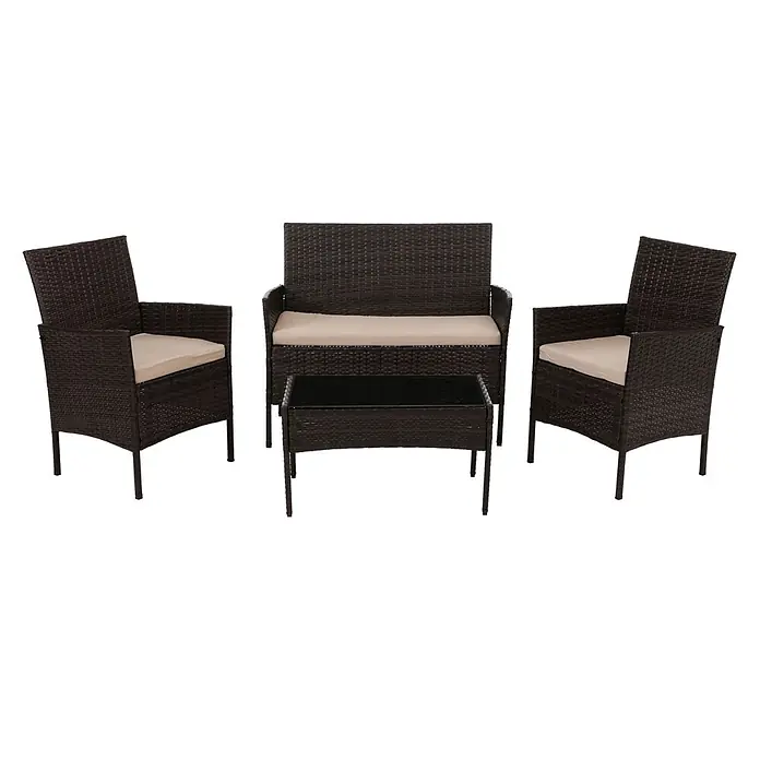 Mendler Loungemöbel-Set HWC-N98 - 4 -tlg., Polyrattan, Braun, Kissen creme, Braun, creme - Dunkelbraunes Rattan-Gartenmöbelset (4-teilig) mit zwei Sesseln, einem 2-Sitzer-Sofa und einem Couchtisch, alle mit beigen Kissen.