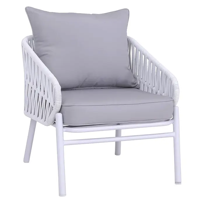 Mendler Gartensessel HWC-P90 - 1 Stk., Metall, Hellgrau, B x T x H: 64 x 70 x 67 cm - Weißer Outdoor-Loungesessel mit geflochtener Rückenlehne und Armlehnen, grauen Sitz- und Rückenkissen.