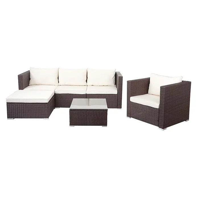 Mendler Poly-Rattan-Garnitur Brescia - braun, Kissen Creme -  - Braune Rattan-Gartengarnitur: L-förmiges Sofa, Sessel und Couchtisch mit weißen Kissen und Glasplatte.