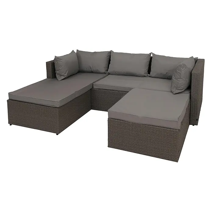 Mendler Poly-Rattan Garnitur HWC-O46 - grau Polster hellgrau -  - Braunes Rattan-Gartensofa als Eckgruppe mit linker Chaiselongue und Hocker, alle mit grauen Kissen.