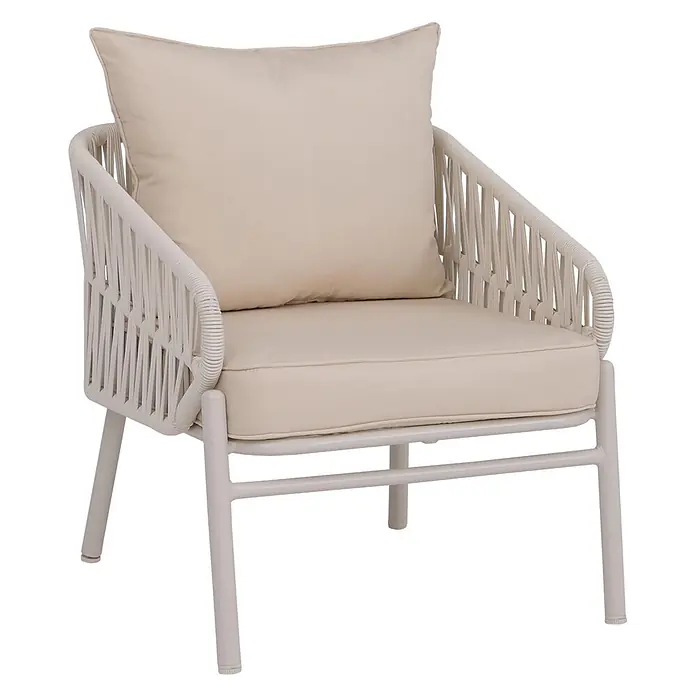 Mendler Gartensessel HWC-P90 - 1 Stk., Metall, Creme, B x T x H: 64 x 70 x 67 cm - Beiger Outdoor-Sessel mit geflochtenen Seiten und Rückenlehne, dazu passende Polster für Sitz und Rücken auf einem Metallgestell.