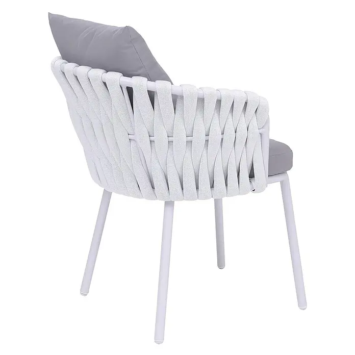 Mendler Gartenstuhl-Set HWC-P89 - 2 Stk., Metall, Hellgrau, B x T x H: 56 x 57 x 71 cm - Weißer Outdoor-Sessel mit geflochtener Rückenlehne und grauen Kissen.
