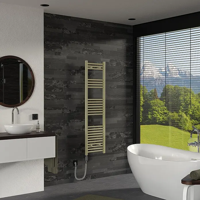 LuxeBath Elektrischer Badheizkörper Sahara 400x1500 mm -  - Hoher, beiger Rippen-Handtuchheizkörper an dunkler Wand im modernen Bad, einsatzbereit.