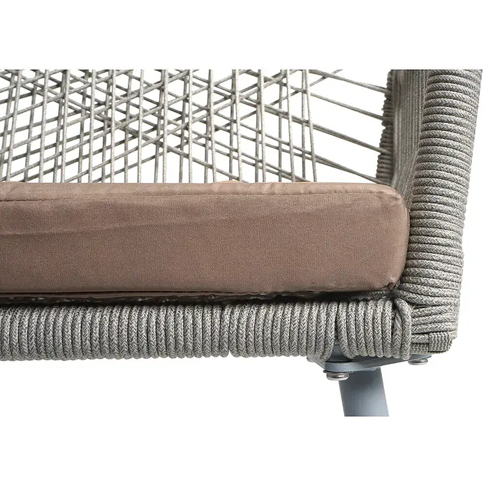 Mendler 2er-Set Gartenstuhl HWC-O12 Sitzpolster - grau, Bezug Taupe -  - Nahaufnahme eines Stuhls mit braunem Stoffkissen auf grauem, geflochtenem Seilrahmen.