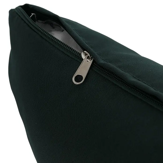 Mendler 2er-Set Gartenstuhl HWC-Q38 - Gestell hellgrau, Polster grün -  - Dunkelgrüner Stoffkissenbezug oder Tasche mit teilweise geöffnetem silbernem Reißverschluss, der das weiße Innere zeigt.