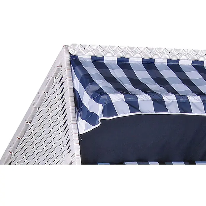 Mr. Deko Strandstuhl - 1 Stk., Wacholder, Rückenlehne verstellbar, blau, B x T x H: 120 x 80 x 160 cm - Obere Ecke eines weißen Strandkorbs mit marineblau-weiß gestreifter Markise und dunkelblauer Innenausstattung, verziert mit weißer Zierborte.