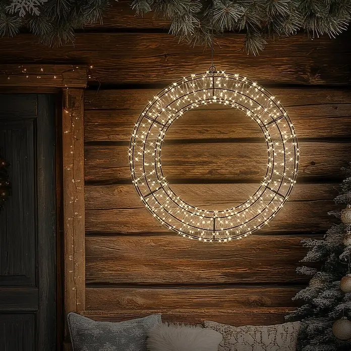 ECD Germany LED Weihnachtskranz Ø50 cm mit Lichterkette 720 LEDs -  - Große runde LED-Lichtdekoration mit warmweißen LEDs, an rustikaler Holzwand als festliche Außendeko.