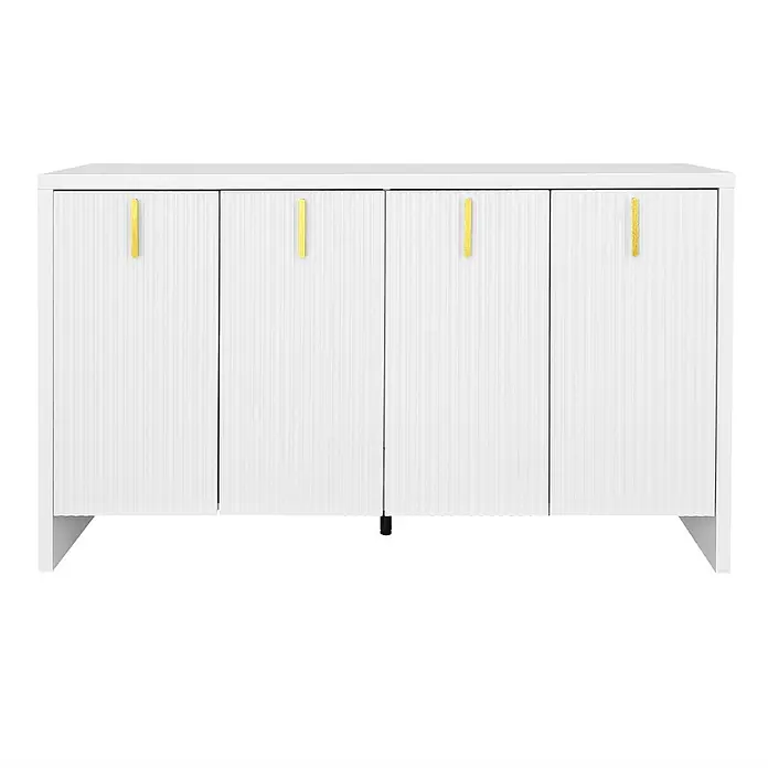 SONNENH Kommode mit 4 Rillentüren und Goldgriffen, Weiß -  - Weißes Sideboard mit vier geriffelten Türen und vertikalen goldenen Griffen.