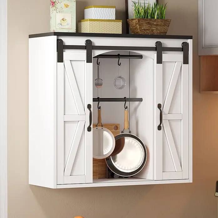 SONNENH Hängeschrank - B x T x H: 80 x 31 x 76 cm, Weiß/Schwarz - Weißer Küchenwandschrank mit Schiebetüren im Scheunentor-Stil, schwarzer Hardware und Innenstangen für Töpfe und Utensilien. Deko oben.