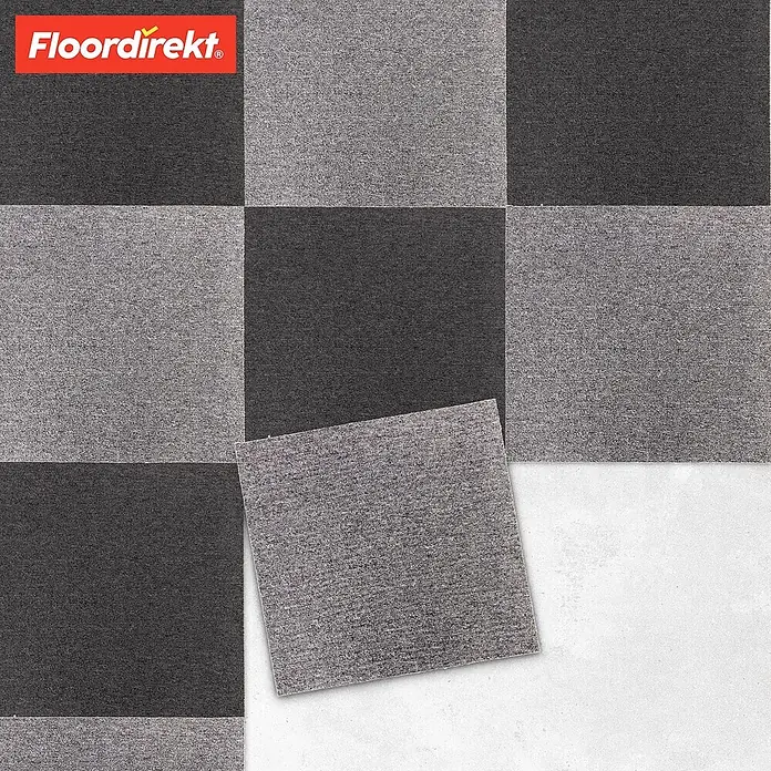 Floordirekt Teppichfliese Moscow 50 x 50 cm Dunkelgrau -  - Dunkel- und hellgraue Teppichfliesen im Schachbrettmuster, eine hellgraue Fliese angehoben.