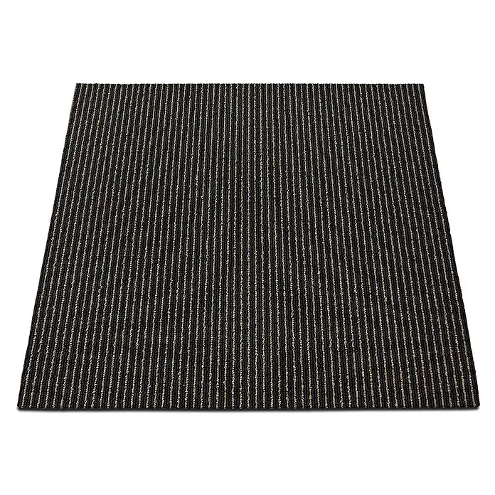 Floordirekt Teppichfliese Bohemia - 50 x 50 cm - 0,25 m² - Braun -  - Schwarze rechteckige Teppichfliese mit dünnen vertikalen beigen Streifen.