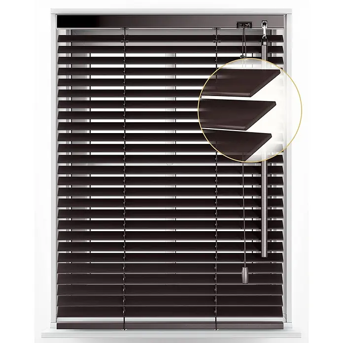 Sol Royal Jalousie - B x H: 150 x 160 cm, Dunkelbraun, Holz - Dunkelbraune Holzjalousie mit leicht geöffneten Lamellen. Mit Kippmechanismus und Zugschnüren.