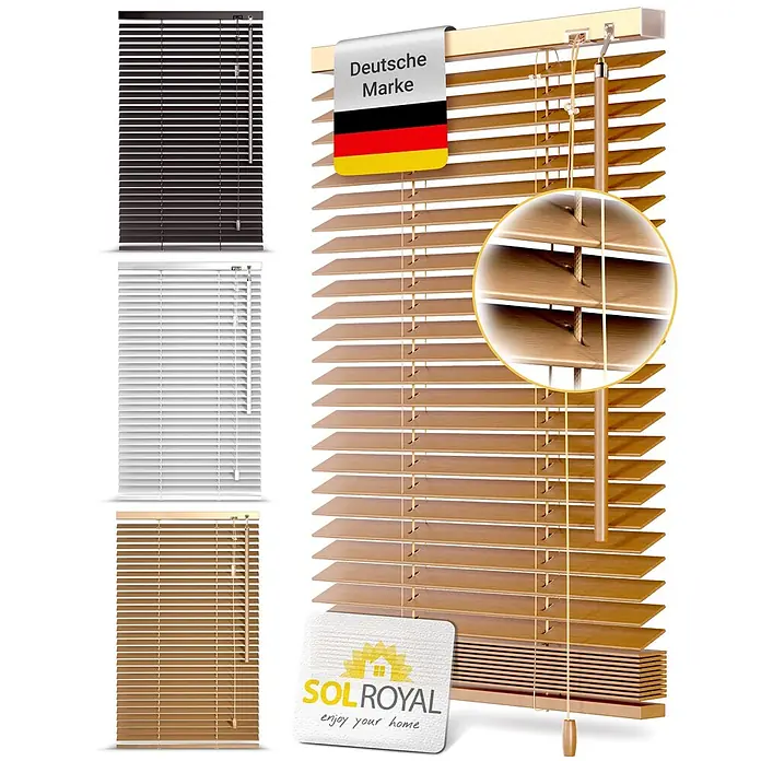 Sol Royal Jalousie - B x H: 110 x 160 cm, Eiche, Holz - Drei horizontale Jalousien: dunkelbraun, weiß und helles Holz. Die helle Holzjalousie ist größer, mit Nahaufnahmen, einer 'Deutsche Marke' Flagge und einem 'SOLROYAL' Logo.
