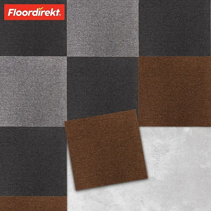 Floordirekt Teppichfliese Moscow Selbstliegend 50 x 50 cm 0,25 m² Beige -  - Anordnung von anthrazitfarbenen, hellgrauen und braunen Teppichfliesen, eine braune Fliese ist angehoben.