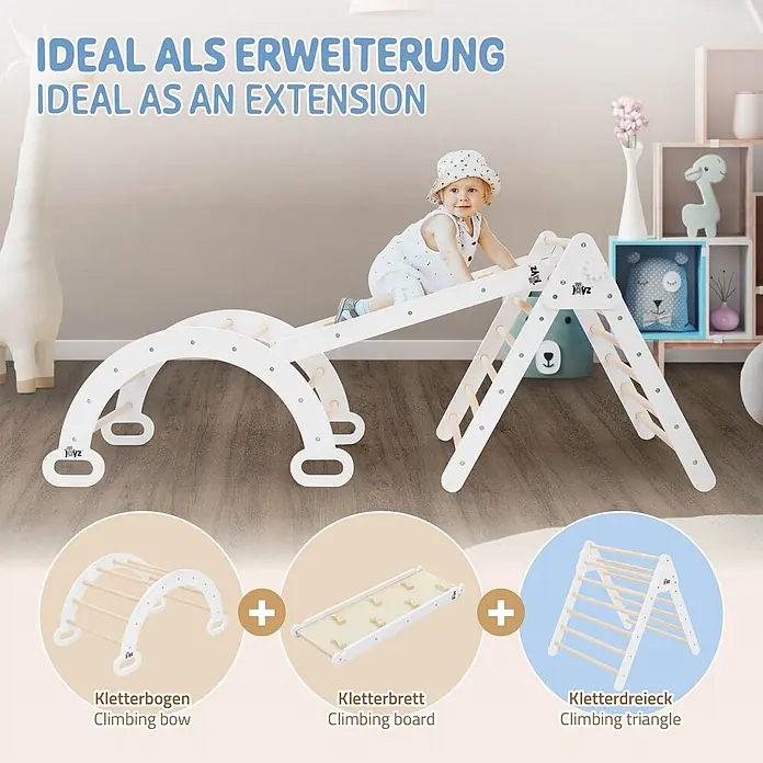 ECD Germany Klettergerüst Kletterdreieck trainiert Gleichgewicht & Balance ab 2 Jahren - Holz, Braun, Weiß - Ein Baby auf einem modularen Kletterset aus weißem und Naturholz, gezeigt als Erweiterung aus Kletterbogen, -brett und -dreieck.