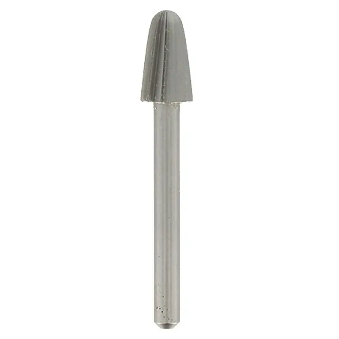 Dremel Fräsmesser 117 - Durchmesser Kopf: 6,4 mm, Abgerundeter Kopf, Hartmetall, 2 Stk. - Das Bild zeigt einen grauen Nagelfräser Bit mit einer konischen Form und einem langen, dünnen Schaft. Ideal für die Nagelmodellage.
