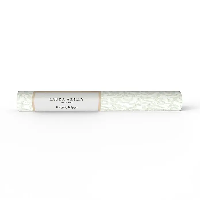 Vliestapete Laura Ashley Erwood  1000x52cm -  - Laura Ashley Tapetenrolle mit hellgrünem Blattmuster und Etikett "Fine Quality Wallpaper".
