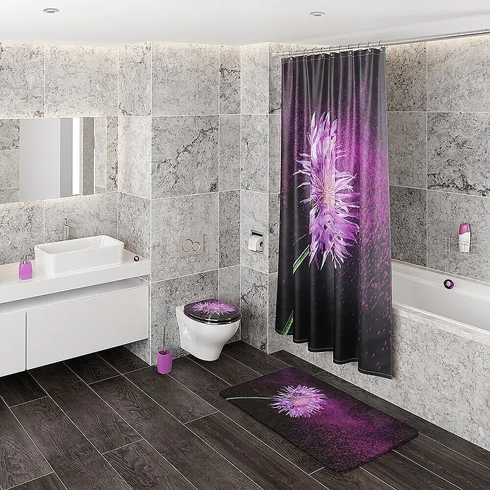 SANILO Badteppich Purple Dust 50 x 80 cm - 50 x 80 cm, Polyester, Lila - Passender violetter Blumen-Duschvorhang, Toilettendeckel und Badematte in einem modernen Badezimmer.