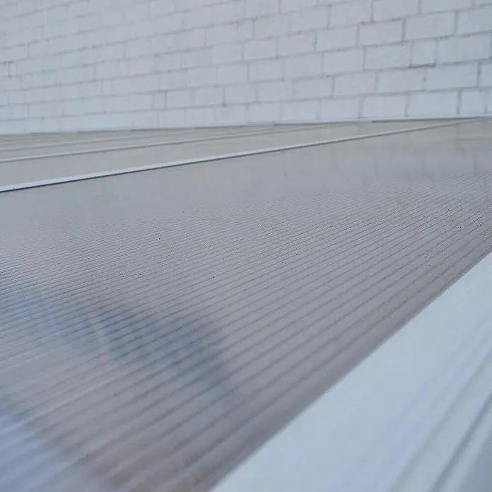 HOME DELUXE - Terrassenüberdachung SOLIS | Farbe: Weiß, Größe: 496 / 503 x 300 / 303 x 278 / 226 cm -  - Transparente Wellplatte aus Kunststoff für Dächer oder Schutzabdeckungen.