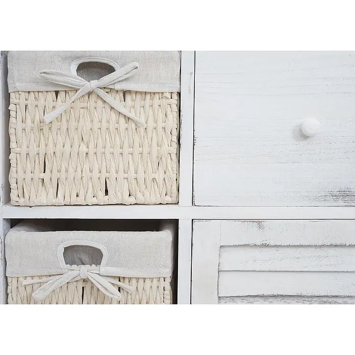 Mendler Kommode HWC-H21 Massiv-Holz 80x60x30cm - Shabby weiß -  - Zwei geflochtene Körbe mit Leineneinsätzen und Schleifen, in einem weiß getünchten Holzschrank mit Schublade und Lamellentür.