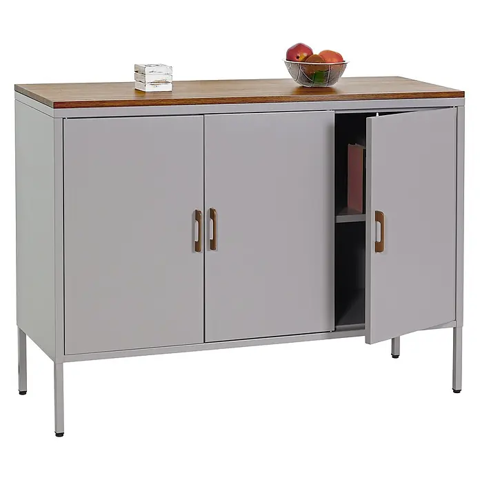 Mendler Kommode HWC-L84 - L x B x H: 120 x 40 x 90 cm, Grau - Grauer Metallschrank mit Holzplatte und Griffen. Eine Tür ist offen und zeigt ein Regal im Inneren.
